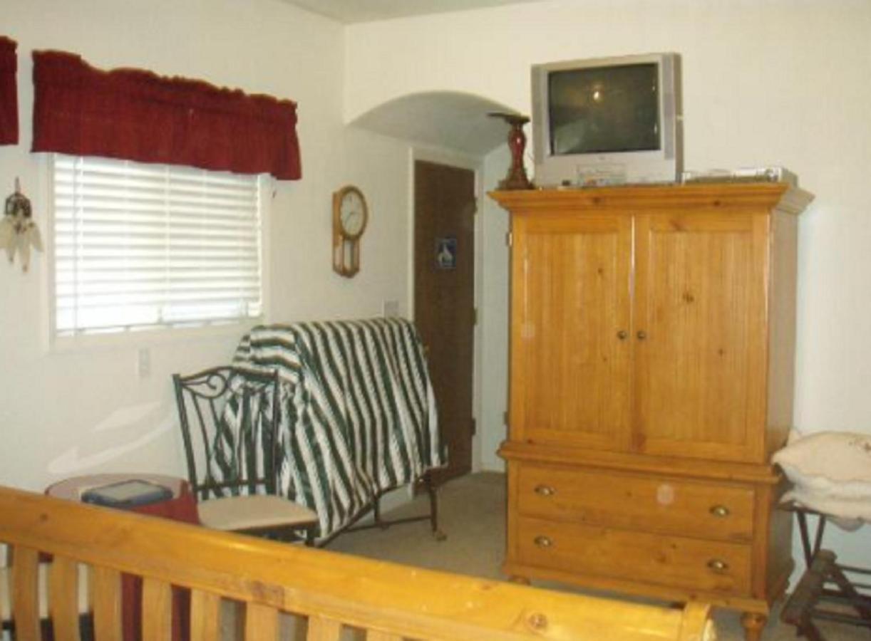 Yosemite Bed And Breakfast Mariposa Room photo
